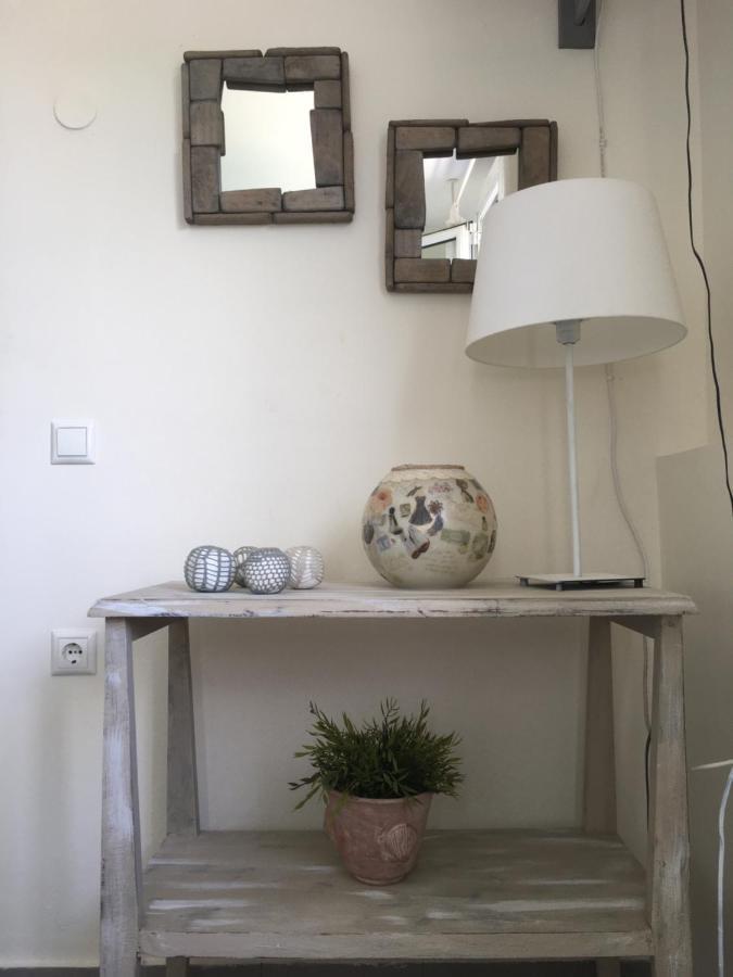 Kasteli Suite Poros Town Екстериор снимка