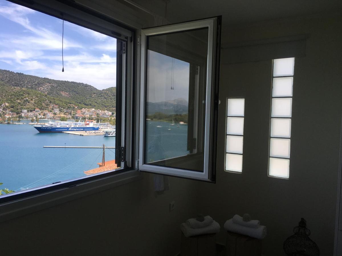 Kasteli Suite Poros Town Екстериор снимка