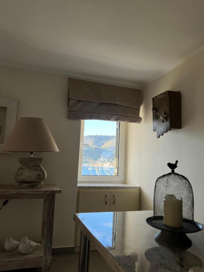 Kasteli Suite Poros Town Екстериор снимка